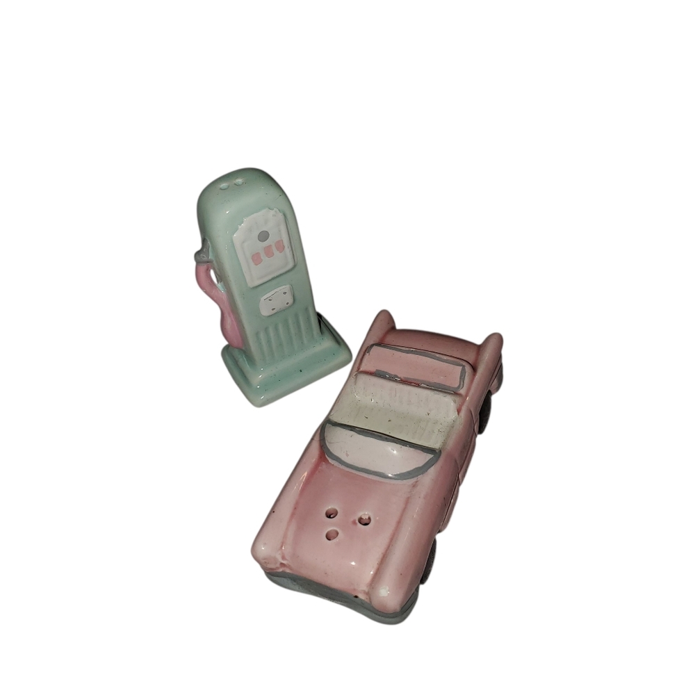 Vintage car and gas pump salt and pepper shakers